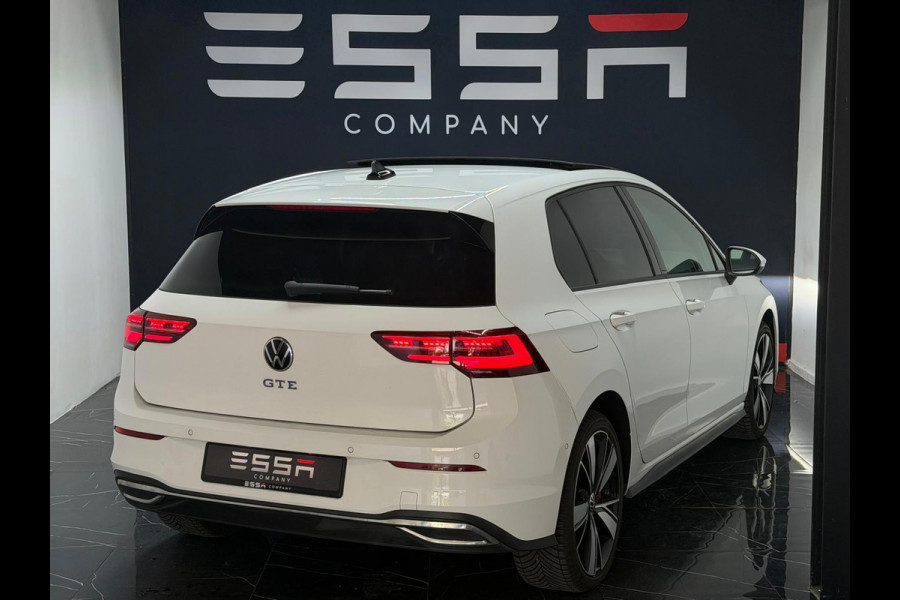 Volkswagen Golf 1.4 eHybrid GTE Pano Keyless Dodehoek Camera