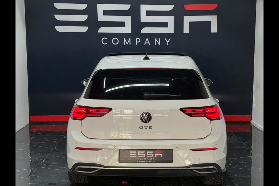 Volkswagen Golf 1.4 eHybrid GTE Pano Keyless Dodehoek Camera