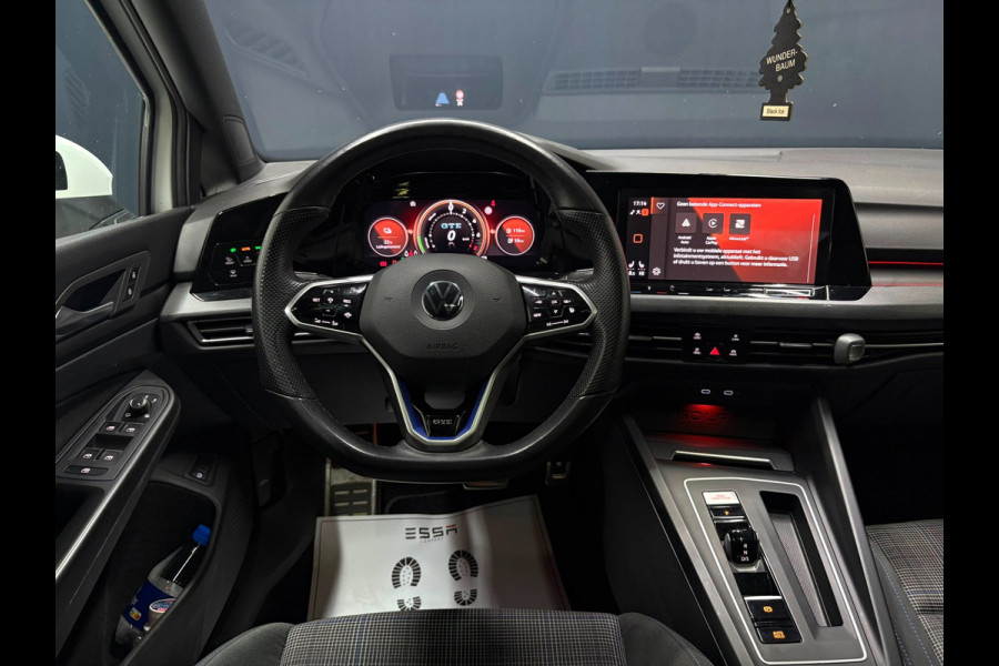Volkswagen Golf 1.4 eHybrid GTE Pano Keyless Dodehoek Camera