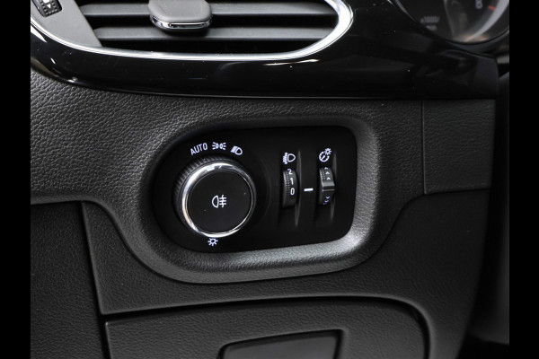 Opel Astra Sports Tourer 1.2 Design & Tech Sport (APPLE CARPLAY,NAVI,CAMERA,PDC,CLIMATE,CRUISE,GETINT,SPORTSTOELEN,LM VELGEN)