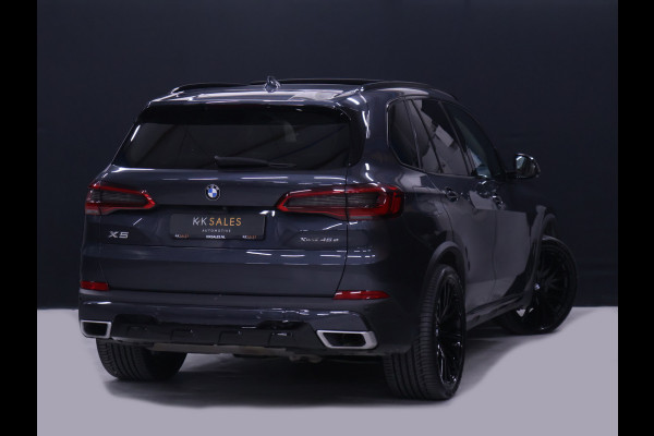 BMW X5 xDrive45e High Executive [PANORAMADAK, APPLE CARPLAY, HEAD-UP DISPLAY, ADAPTIVE CRUISE, ANDROID, TREKHAAK ELEKTRISCH, STOELVERWARMING, COMFORTSTOELEN, NIEUWSTAAT]