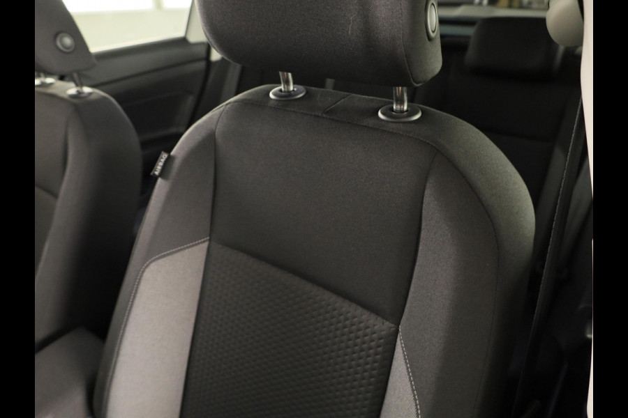 Volkswagen Taigo 1.0 TSI Oranje Edition 95 pk | Verlengde garantie | Navigatie | Parkeersensoren achter | Achteruitrijcamera | Autom. airco |