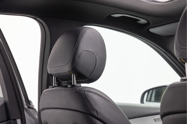 Mercedes-Benz GLC 250 4MATIC 210pk Premium Plus AMG Pano