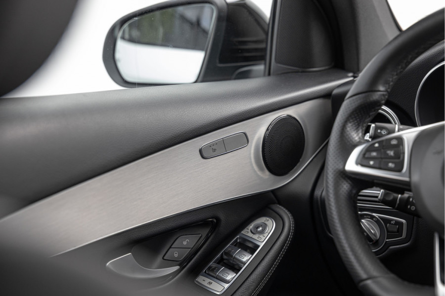 Mercedes-Benz GLC 250 4MATIC 210pk Premium Plus AMG Pano