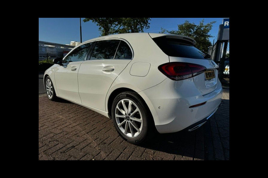 Mercedes-Benz A-Klasse 200 d Premium Automaat Airco/ECC,Navigatie Prijs Incl. BTW/BPM