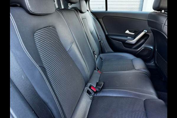 Mercedes-Benz A-Klasse 200 d Premium Automaat Airco/ECC,Navigatie Prijs Incl. BTW/BPM