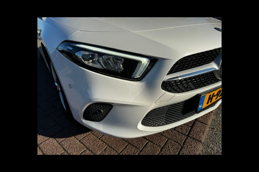 Mercedes-Benz A-Klasse 200 d Premium Automaat Airco/ECC,Navigatie Prijs Incl. BTW/BPM