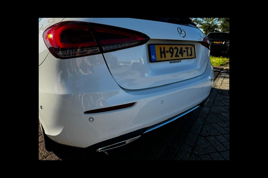 Mercedes-Benz A-Klasse 200 d Premium Automaat Airco/ECC,Navigatie Prijs Incl. BTW/BPM