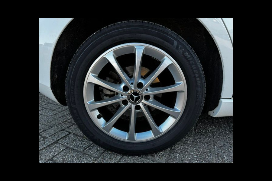Mercedes-Benz A-Klasse 200 d Premium Automaat Airco/ECC,Navigatie Prijs Incl. BTW/BPM