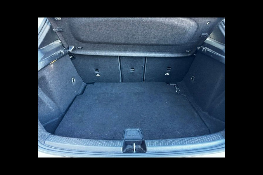 Mercedes-Benz A-Klasse 200 d Premium Automaat Airco/ECC,Navigatie Prijs Incl. BTW/BPM
