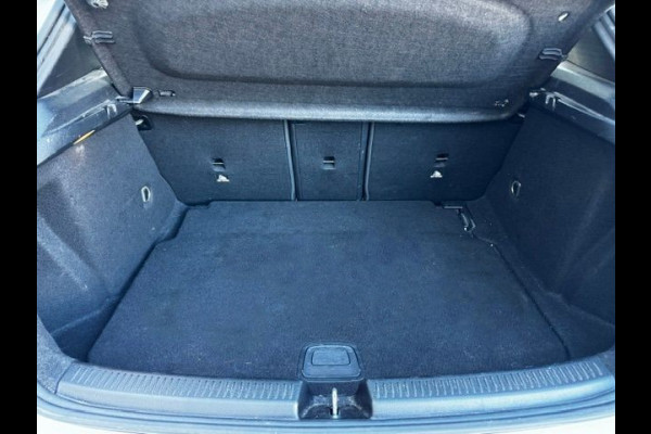 Mercedes-Benz A-Klasse 200 d Premium Automaat Airco/ECC,Navigatie Prijs Incl. BTW/BPM
