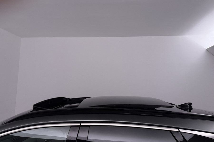Hyundai Tucson 1.6 T-GDI PHEV Premium Sky 4WD (PANORAMADAK, TREKHAAK, 360 CAMERA, STOEL/-STUURVERWARMING, STOELKOELING, 1e EIG)