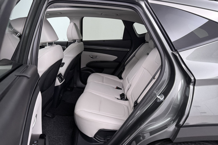 Hyundai Tucson 1.6 T-GDI PHEV Premium Sky 4WD (PANORAMADAK, TREKHAAK, 360 CAMERA, STOEL/-STUURVERWARMING, STOELKOELING, 1e EIG)