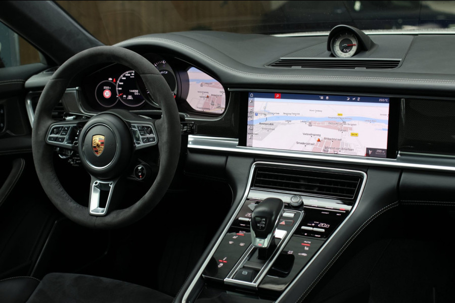 Porsche Panamera Sport Turismo 4.0 GTS *Sport Design*Pano*Sport Chrono*Achteras-Besturing*