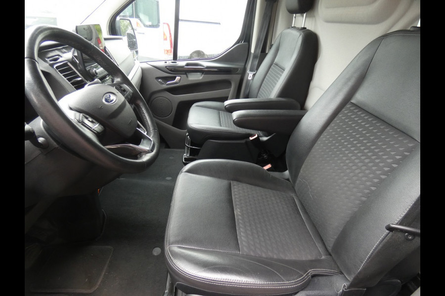 Ford Transit Custom 320 2.0 TDCI L2H1 Sport* navi/cam*xenon*