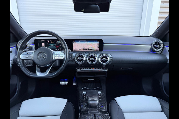 Mercedes-Benz A-Klasse 250 Premium Plus Pano/Sfeer/Camera