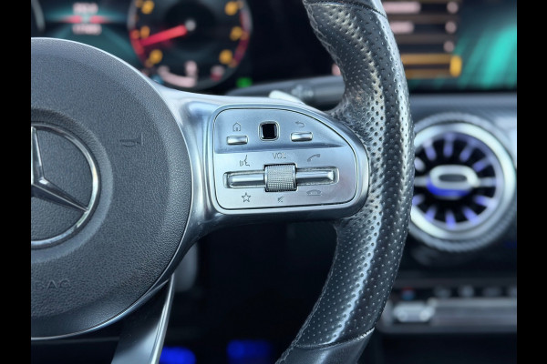 Mercedes-Benz A-Klasse 250 Premium Plus Pano/Sfeer/Camera