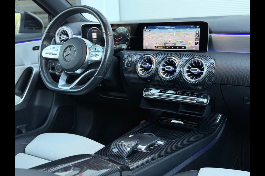 Mercedes-Benz A-Klasse 250 Premium Plus Pano/Sfeer/Camera