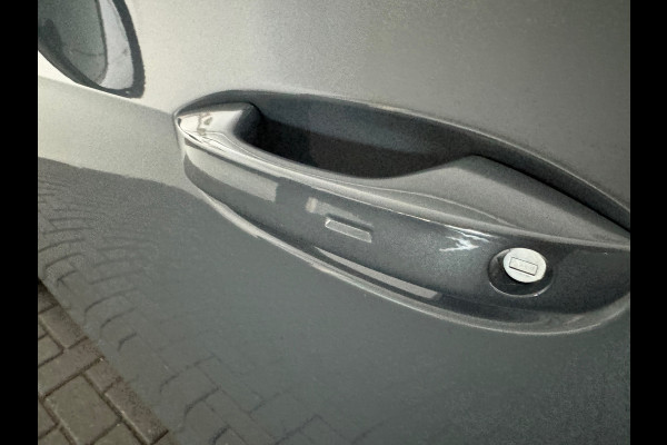 Volkswagen Golf 1.5 TSI Highline Keyless|IQ|Camera|Massage