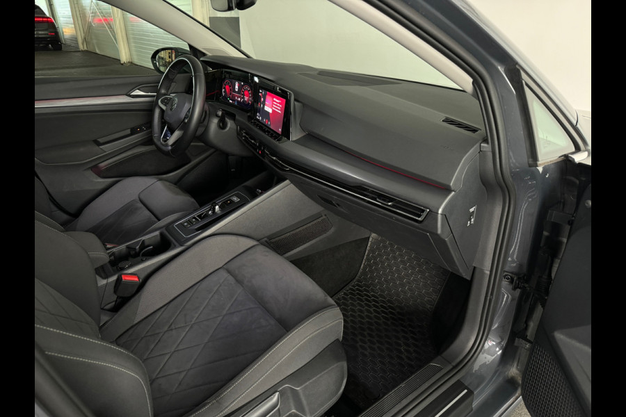 Volkswagen Golf 1.5 TSI Highline Keyless|IQ|Camera|Massage
