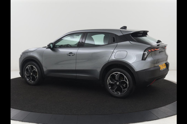 Alfa Romeo junior Elettrica 54 kWh | SOH 97,3% | Adaptive cruise | Carplay | Full LED | Parkeerhulp | Climate control | Digital Cockpit | 18'' velgen | Keyless start
