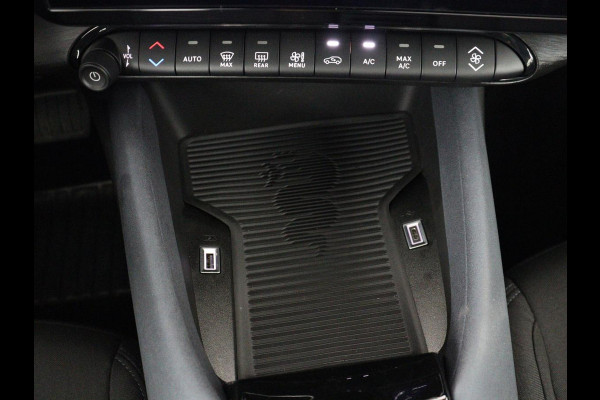 Alfa Romeo junior Elettrica 54 kWh | SOH 97,3% | Adaptive cruise | Carplay | Full LED | Parkeerhulp | Climate control | Digital Cockpit | 18'' velgen | Keyless start