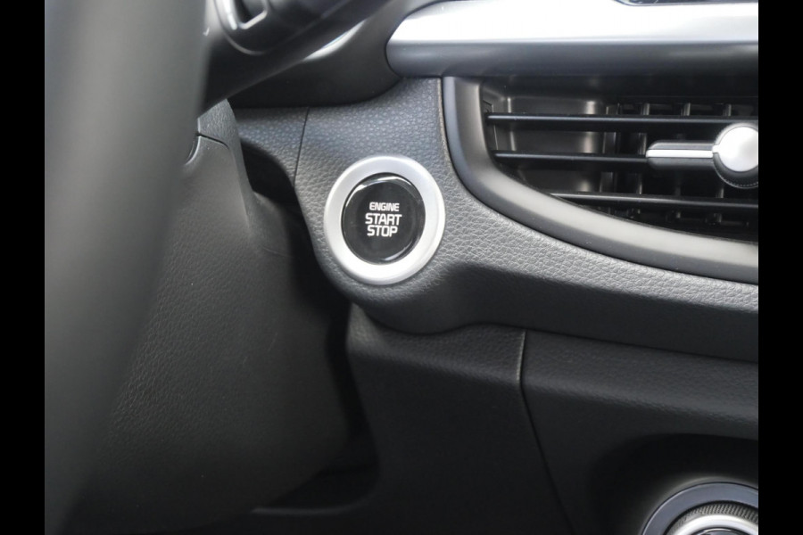Kia Picanto 1.0 DPI ExecutiveLine | Allseason banden | Stoel Stuur verwarming | LED | Keyless | Navi | Clima |