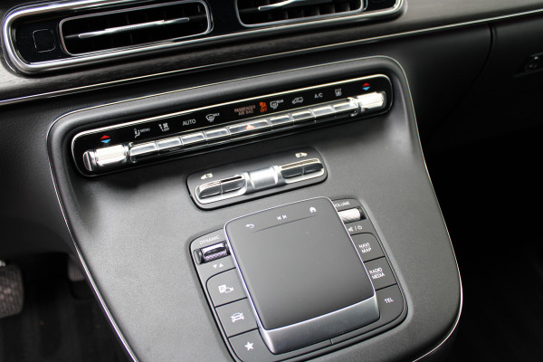 Mercedes-Benz Eqv 300 L2 / AMG / Luchtvering / 7-Persoons / Burmester / Electr Stoelen / Vol Opties / NIEUW!!