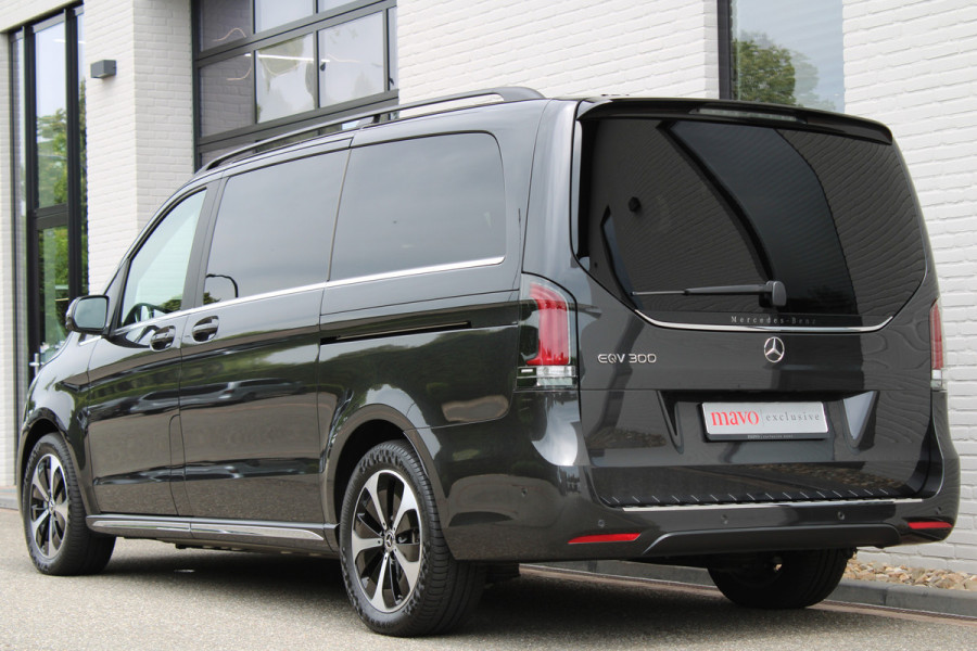 Mercedes-Benz Eqv 300 L2 / AMG / Luchtvering / 7-Persoons / Burmester / Electr Stoelen / Vol Opties / NIEUW!!