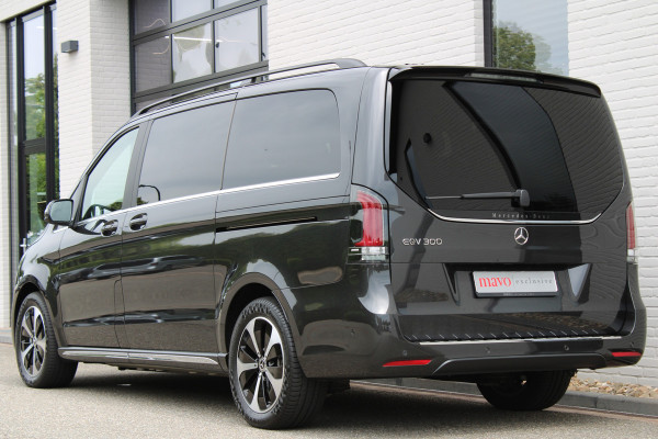 Mercedes-Benz Eqv 300 L2 / AMG / Luchtvering / 7-Persoons / Burmester / Electr Stoelen / Vol Opties / NIEUW!!