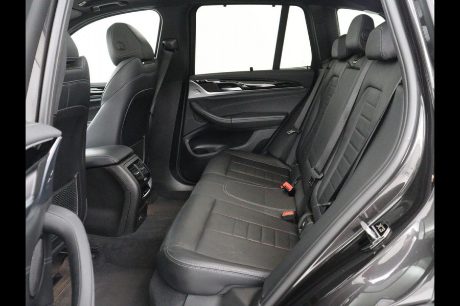 BMW X3 xDrive20i High Executive Edition | Pano | Carplay Panorama dak | Climate control | Stoelverwarming | Cruise control | Sfeerverlichting | Navigatie | Bluetooth | Leder bekleding | Achteruitrij camera | DAB Radio