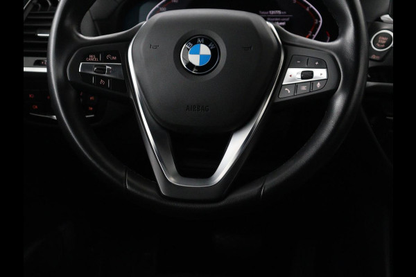 BMW X3 xDrive20i High Executive Edition | Pano | Carplay Panorama dak | Climate control | Stoelverwarming | Cruise control | Sfeerverlichting | Navigatie | Bluetooth | Leder bekleding | Achteruitrij camera | DAB Radio