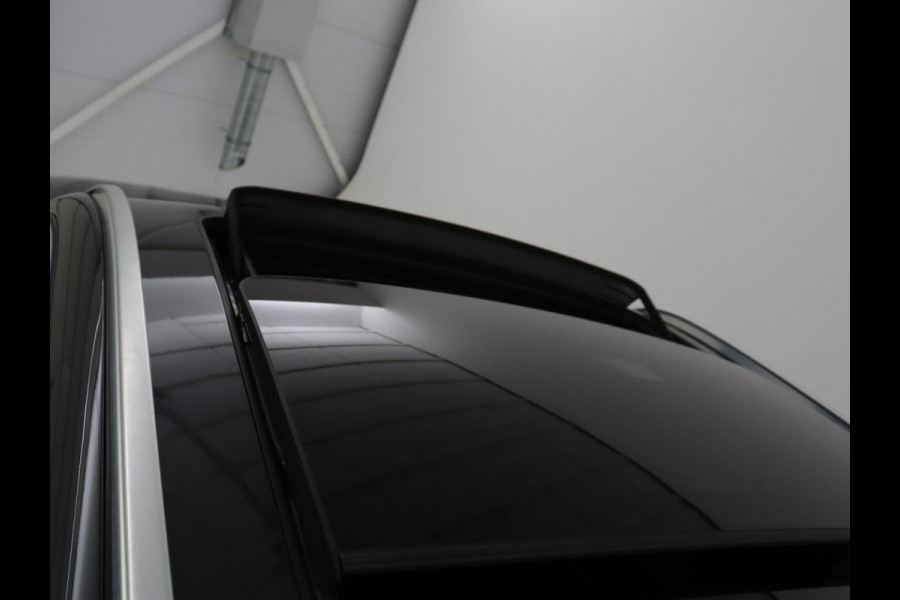 BMW X3 xDrive20i High Executive Edition | Pano | Carplay Panorama dak | Climate control | Stoelverwarming | Cruise control | Sfeerverlichting | Navigatie | Bluetooth | Leder bekleding | Achteruitrij camera | DAB Radio