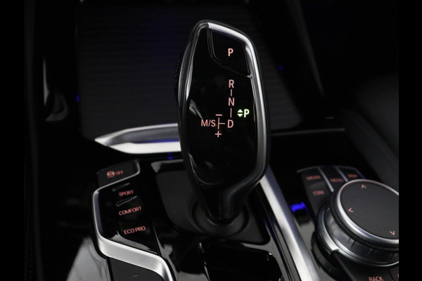 BMW X3 xDrive20i High Executive Edition | Pano | Carplay Panorama dak | Climate control | Stoelverwarming | Cruise control | Sfeerverlichting | Navigatie | Bluetooth | Leder bekleding | Achteruitrij camera | DAB Radio