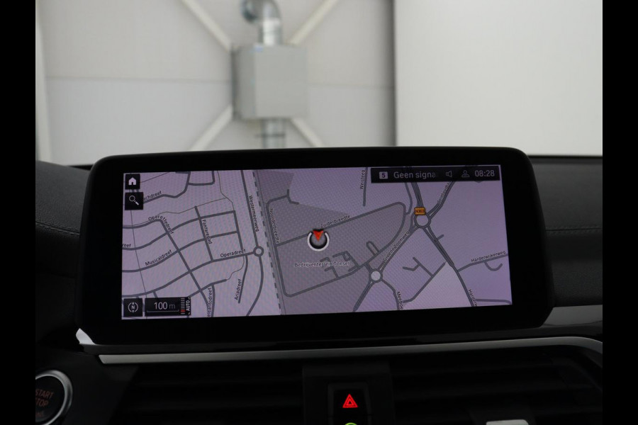 BMW X3 xDrive20i High Executive Edition | Pano | Carplay Panorama dak | Climate control | Stoelverwarming | Cruise control | Sfeerverlichting | Navigatie | Bluetooth | Leder bekleding | Achteruitrij camera | DAB Radio