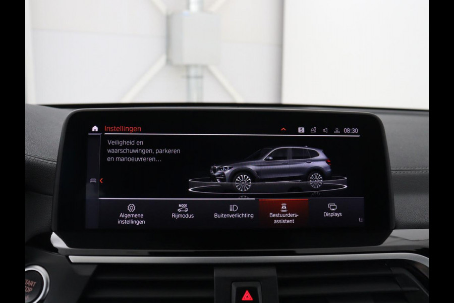 BMW X3 xDrive20i High Executive Edition | Pano | Carplay Panorama dak | Climate control | Stoelverwarming | Cruise control | Sfeerverlichting | Navigatie | Bluetooth | Leder bekleding | Achteruitrij camera | DAB Radio