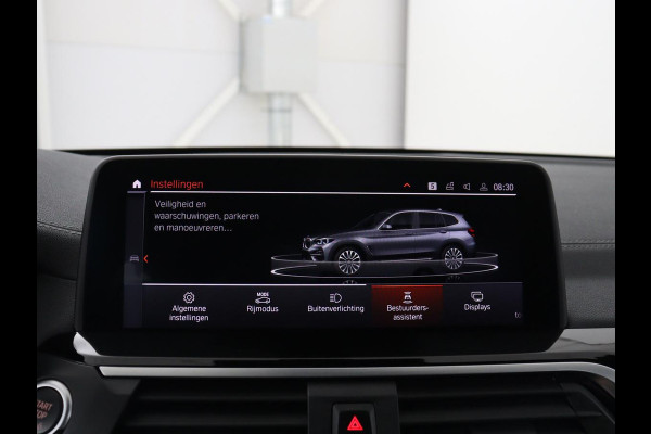 BMW X3 xDrive20i High Executive Edition | Pano | Carplay Panorama dak | Climate control | Stoelverwarming | Cruise control | Sfeerverlichting | Navigatie | Bluetooth | Leder bekleding | Achteruitrij camera | DAB Radio