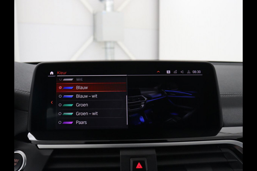 BMW X3 xDrive20i High Executive Edition | Pano | Carplay Panorama dak | Climate control | Stoelverwarming | Cruise control | Sfeerverlichting | Navigatie | Bluetooth | Leder bekleding | Achteruitrij camera | DAB Radio