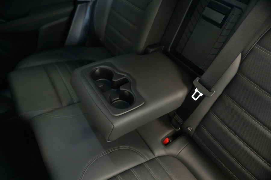 Alfa Romeo Tonale 1.5T Hybrid Veloce Schakelpaddles Draadloze Lader Stoelventilatie 24 Maanden garantie* (Vraag naar de voorwaarden)