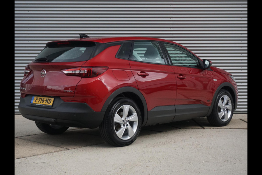 Opel Grandland X 1.6 Turbo Hybrid Business Edition
