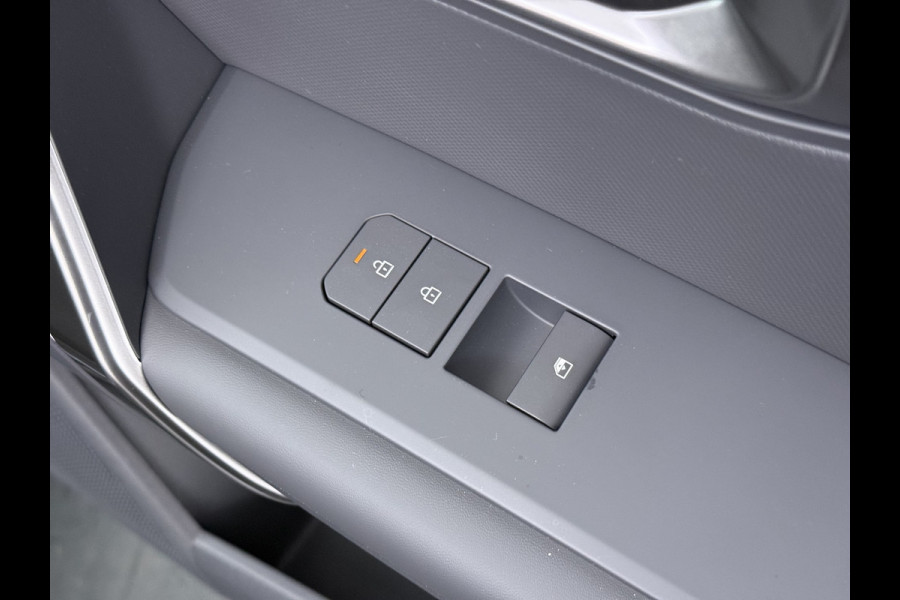 Kia Seltos 1.6 T-GDI DCT7 X-Line Demo Edition - Direct leverbaar! - Stoel-/stuurverwarming - Stoelventilatie - Memory Seats - Fabrieksgarantie tot 07-2033