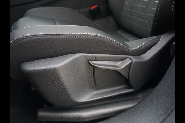 Peugeot 5008 1.2 Hybrid 145 GT 7p 360 Vision Camera