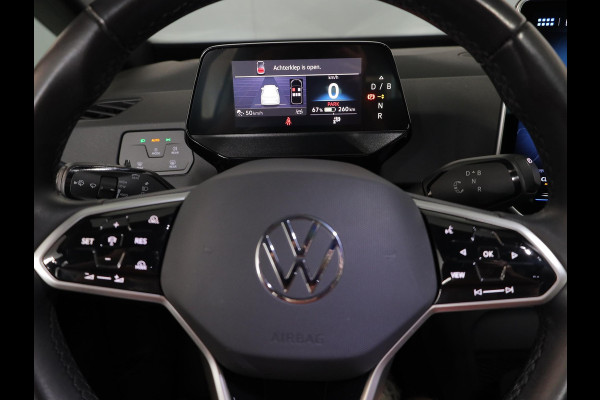 Volkswagen ID.3 Pure Oranje Edition 52 kWh 170 pk | SOH 100% | Navigatie via App | Parkeersensoren | Adaptieve cruise control | LED koplampen |