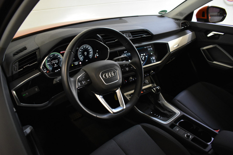 Audi Q3 45 TFSIe 245PK HYBRID EDITION NAVI/PDC/DRIVE-SELECT STOELVERW