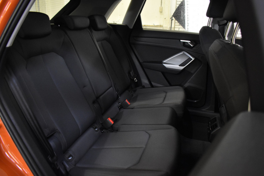 Audi Q3 45 TFSIe 245PK HYBRID EDITION NAVI/PDC/DRIVE-SELECT STOELVERW
