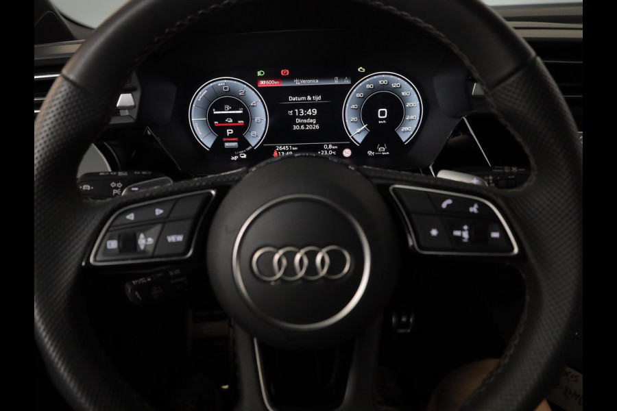 Audi A3 Sportback 40 TFSI e S edition 204 pk S-tronic | Verlengde garantie | Parkeersensoren (Park assist) | Achteruitrijcamera | Adaptieve cruise control | Autom. airco (3 zones) | S-Line |