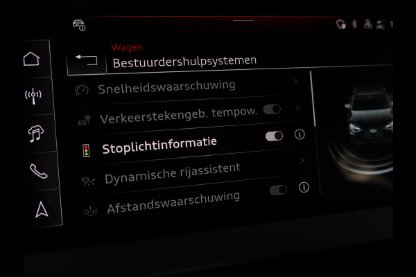 Audi A3 Sportback 40 TFSI e S edition 204 pk S-tronic | Verlengde garantie | Parkeersensoren (Park assist) | Achteruitrijcamera | Adaptieve cruise control | Autom. airco (3 zones) | S-Line |