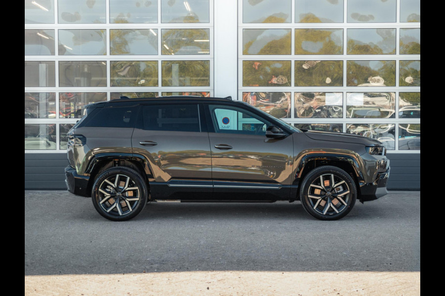 Jeep Compass First Edition 74 kWh | Adapt. Cruise | Camera | Carplay | 20" | Elektr. A-Klep | Navi | Winter Pack | Schuif/Kanteldak | Premium Pack | Conv. Pack | Warmtepomp