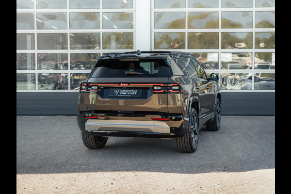 Jeep Compass First Edition 74 kWh | Adapt. Cruise | Camera | Carplay | 20" | Elektr. A-Klep | Navi | Winter Pack | Schuif/Kanteldak | Premium Pack | Conv. Pack | Warmtepomp