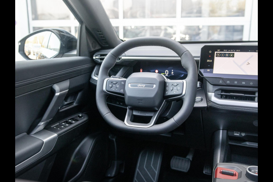 Jeep Compass First Edition 74 kWh | Adapt. Cruise | Camera | Carplay | 20" | Elektr. A-Klep | Navi | Winter Pack | Schuif/Kanteldak | Premium Pack | Conv. Pack | Warmtepomp